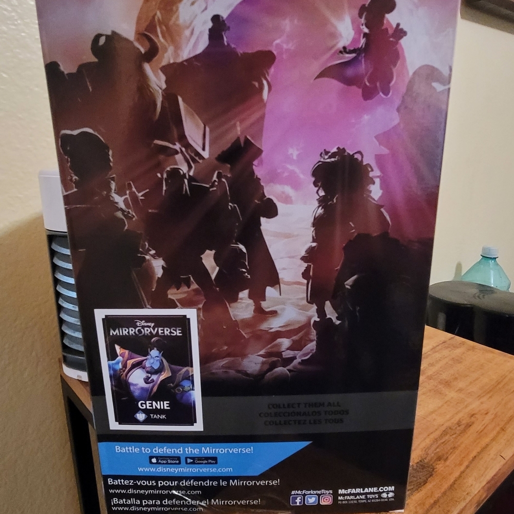 Disney Mirrorverse Genie Action Figure - Picture 4 of 4